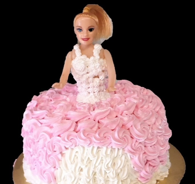Doll cake